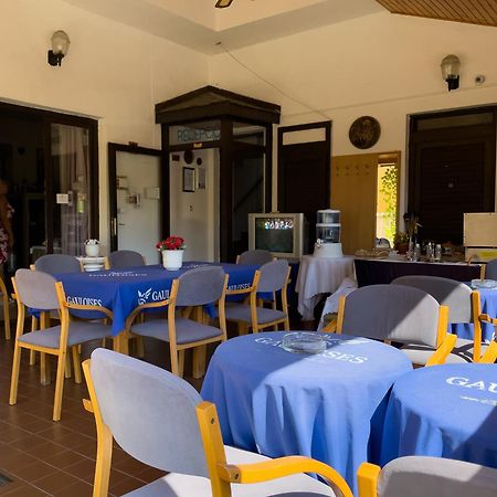 Pestujhely Panzio-Etterem Hotel Boedapest Buitenkant foto